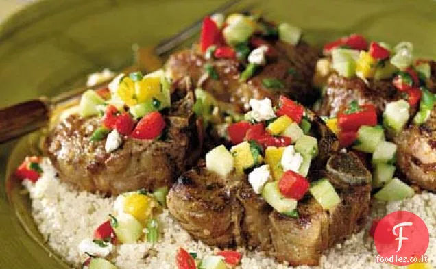 Costolette di agnello alla griglia con salsa di ananas e menta
