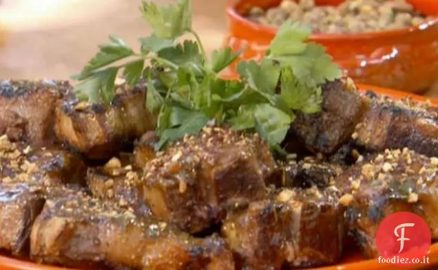 Costolette di agnello glassate all'albicocca con Pistacchio e sommacco