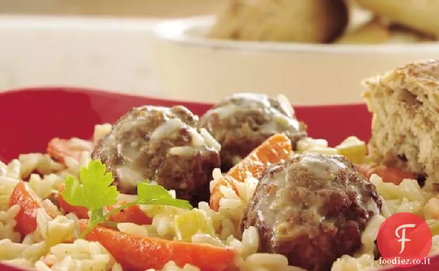 Polpette e cremoso cena padella di riso