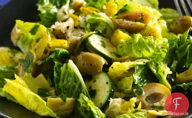 Insalata italiana di olive e peperoni