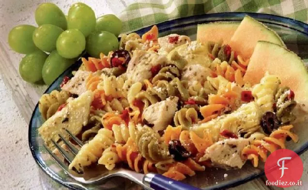 Insalata di pollo e pasta di Digione