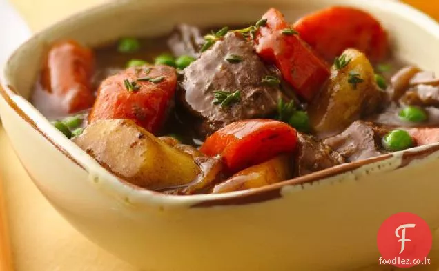 Stufato di manzo con cipolla caramellata a cottura lenta