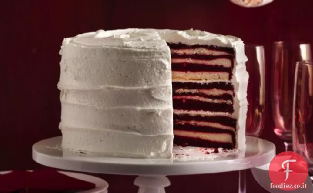 Torta di velluto rosso a 18 strati