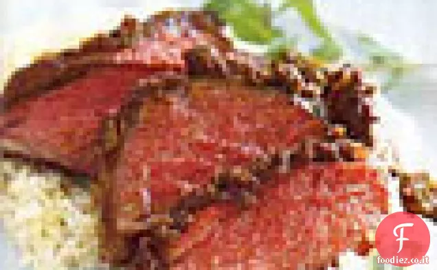 Spice-strofinato Butterflied gamba di agnello