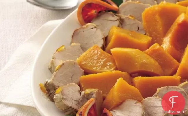 Filetto di maiale arancione a cottura lenta con zucca
