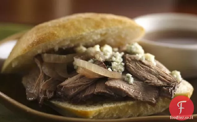 Panini di manzo e formaggio blu Zinfandel
