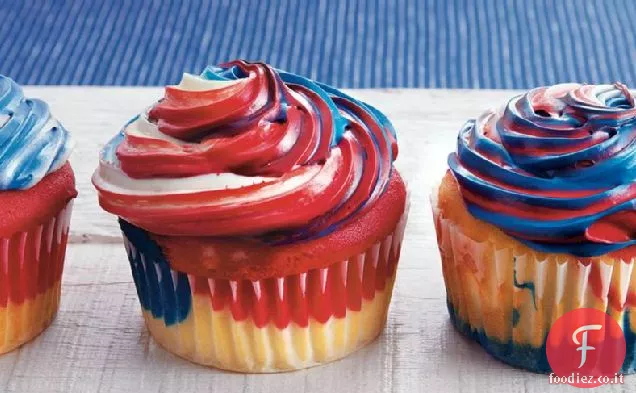 Rosso, bianco e blu “Tie-Dye” Jumbo Cupcakes