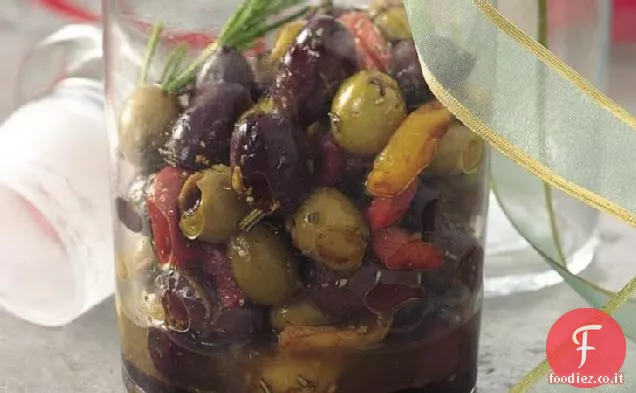Olive marinate agli agrumi con Peperoni arrostiti