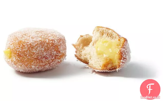 Sufganiyot (ciambelle Hanukkah) con cagliata di zenzero e lime