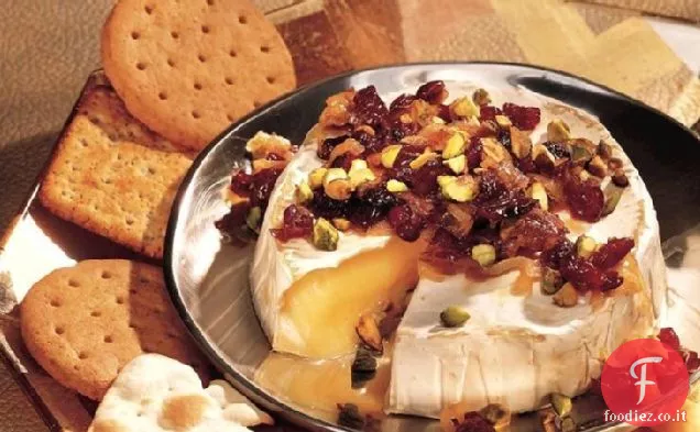 Brie con Cipolle Caramellate, Pistacchio e Mirtillo