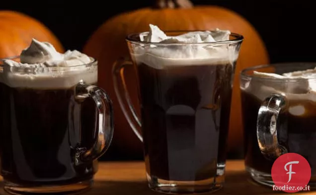 Caffè a spillo con spezie di zucca