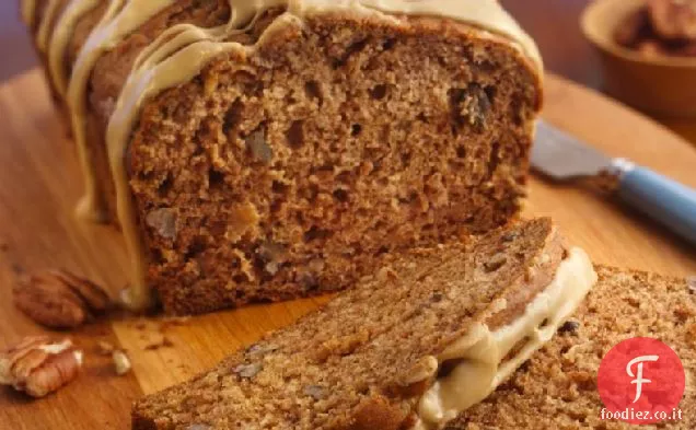 Pane di mele glassato al caramello