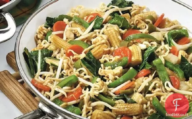 Teriyaki Verdure saltate in padella con Ramen Noodles