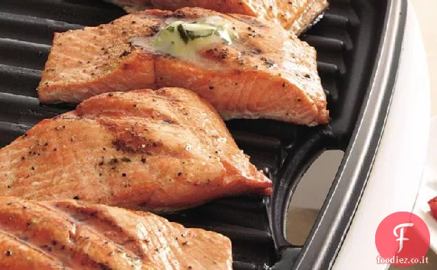 Salmone alla griglia con verdure