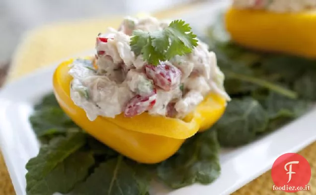 Ananas Insalata di pollo Peperoni ripieni