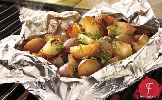 Salvia condita Confezioni di patate alla griglia
