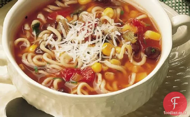 Zuppa di fagioli neri e salsa Noodle