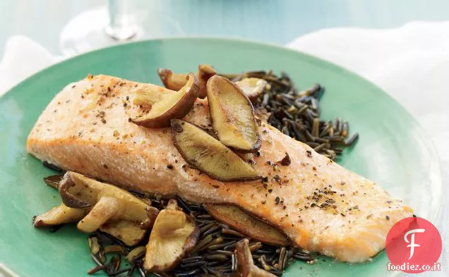 Salmone con salsa Shiitake e vino rosso