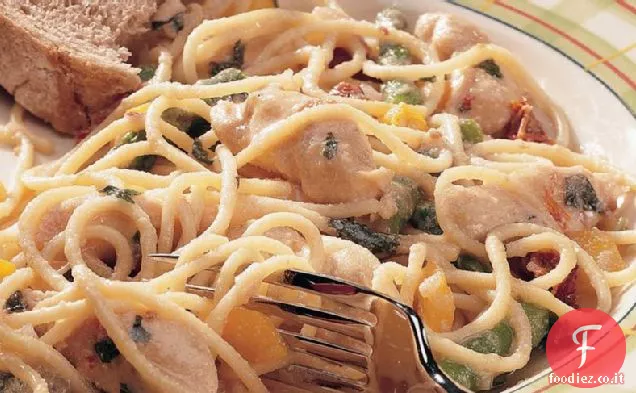 Pasta di pollo agli asparagi