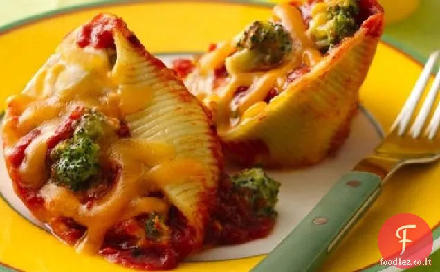 Conchiglie ripiene di broccoli e formaggio