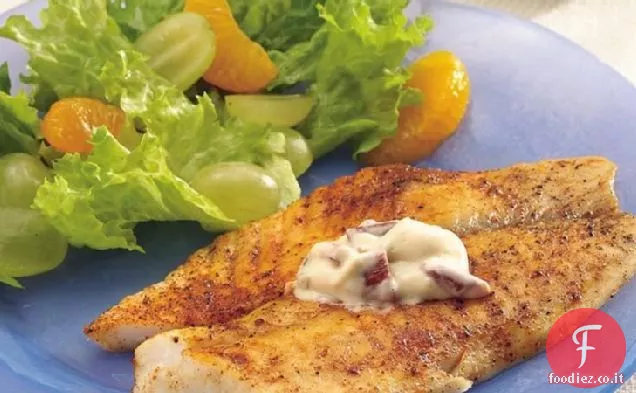 Filetti di pesce con maionese al peperoncino arrosto
