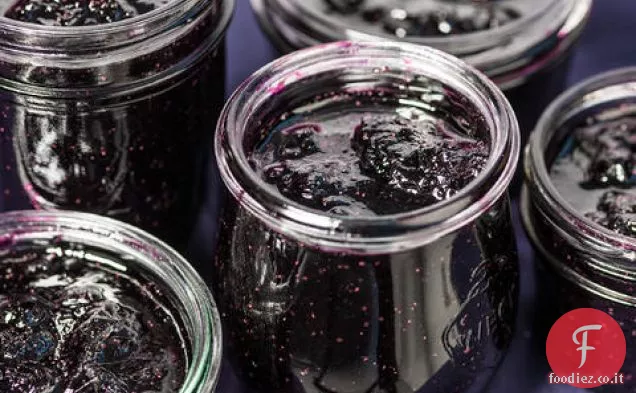 Marmellata di mirtilli profumata