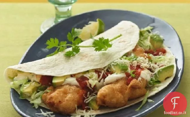 Tacos di pesce croccanti con salsa agrodolce piccante