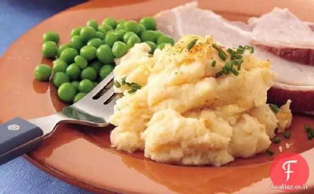 Casseruola di purè di patate a quattro formaggi