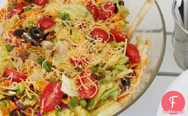Insalata croccante di taco di Potluck