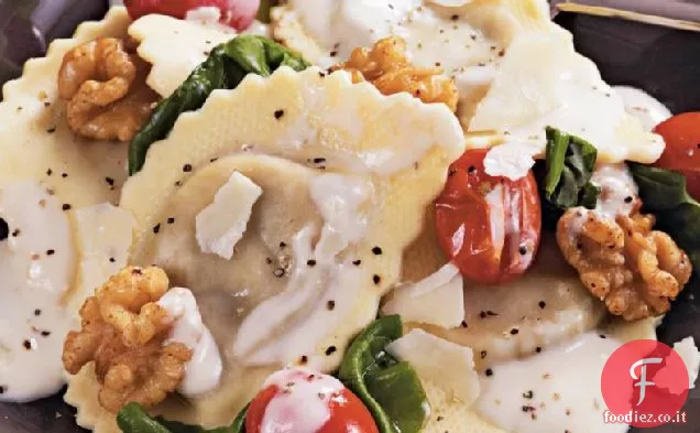 Pasta ai Funghi Porcini Alfredo con Noci