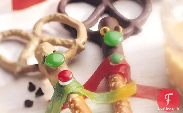 Bastoncini di pretzel ricoperti di cioccolato di renna