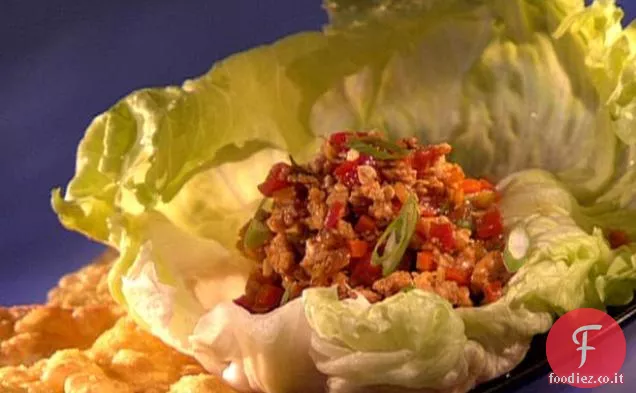 Tazze di lattuga di pollo