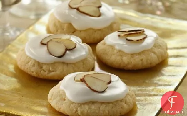 Biscotti glassati di zucchero di mandorle