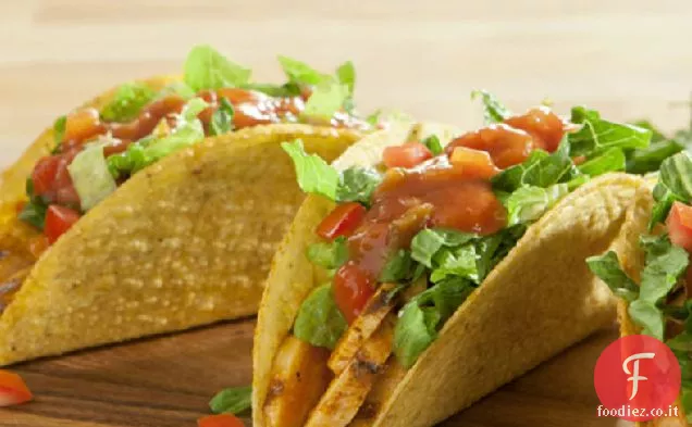 Tacos di pollo Stand 'N Stuff™ a cubetti di pomodoro