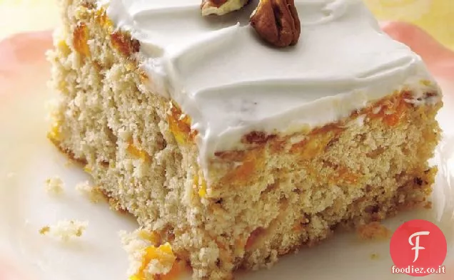 Torta di noci pecan al burro con albicocche