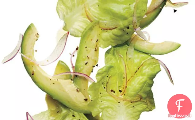 Insalata di lattuga con avocado e burro