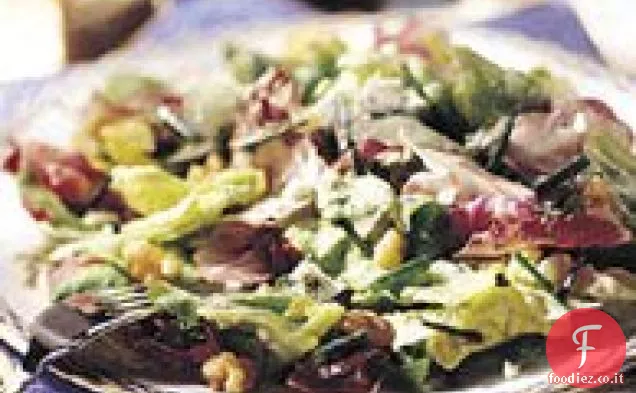 Roquefort e insalata di noci tostate