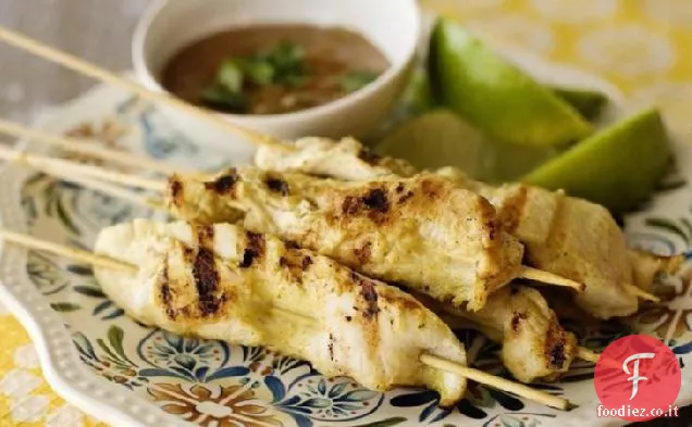 Satay di pollo con salsa di arachidi