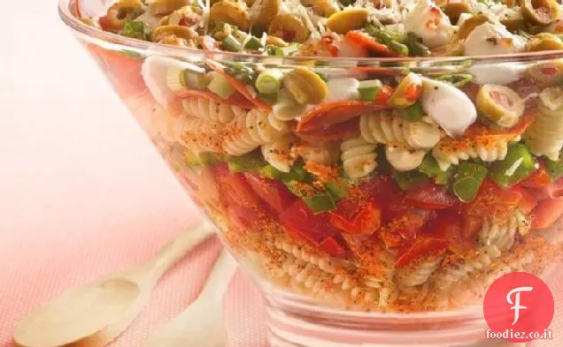 Insalata di pizza a strati