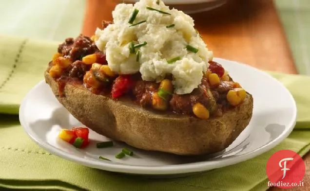Bucce di patate macinate a base di carne di manzo e mais