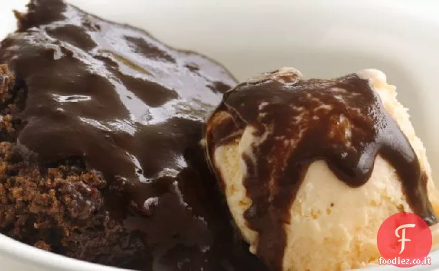 Torta di budino magro al cioccolato e mandorle