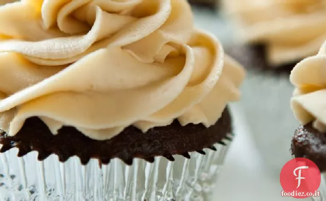 Cupcakes al cioccolato con crema di burro irlandese
