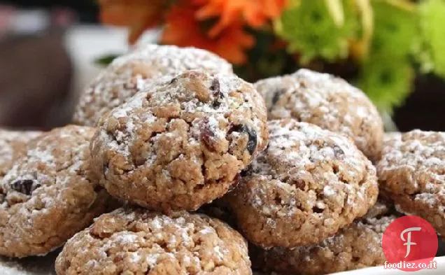 Biscotti di farina d'avena al cardamomo-mirtillo