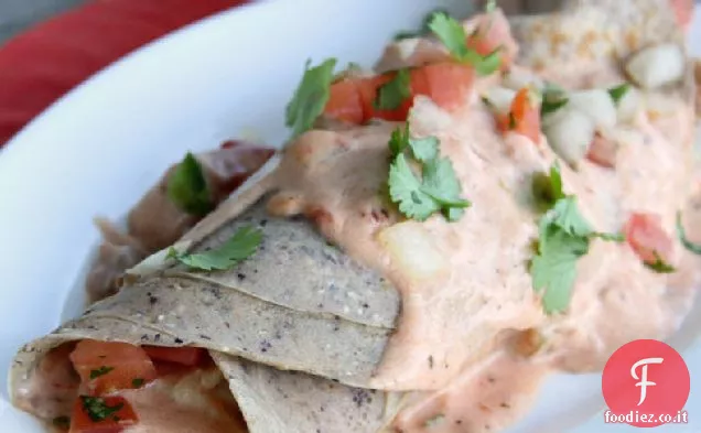 Enchiladas di pollo Crepe di mais blu