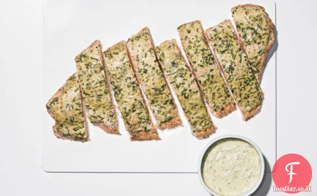 Arrosto di salmone con senape, dragoncello e salsa di erba cipollina