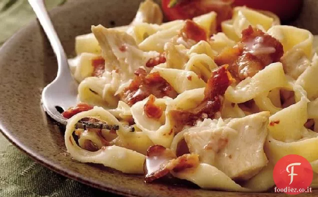 Casseruola di fettuccine di pollo