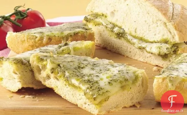 Pane al pesto e Formaggio alla griglia