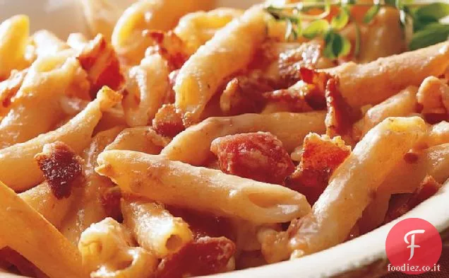 Penne con Pomodoro e Formaggio Affumicato