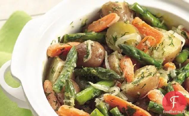 Patate novelle a cottura lenta e verdure primaverili