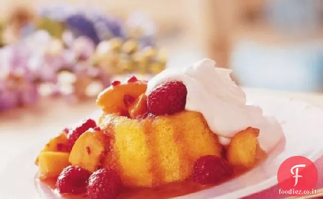Shortcakes caramellati alla pesca e al lampone